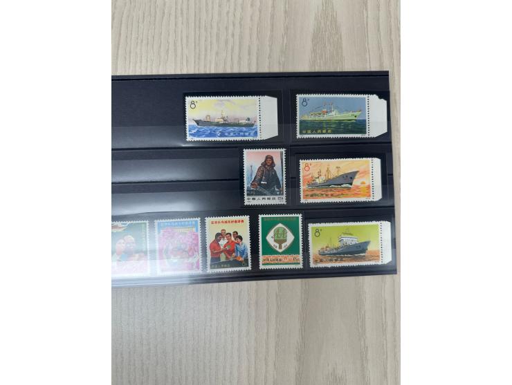 mostly complete, some with duplicates. Large quantity. Please view.